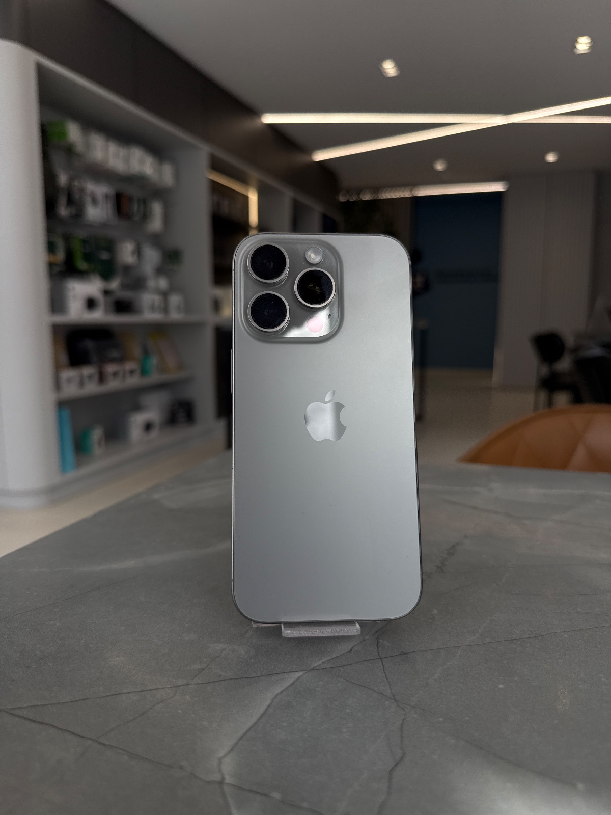 iPhone 16 Pro